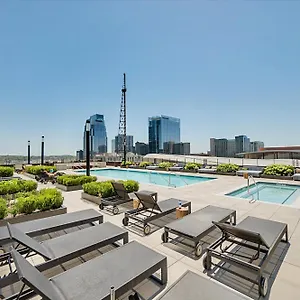 Global Luxury Downtown Nashville